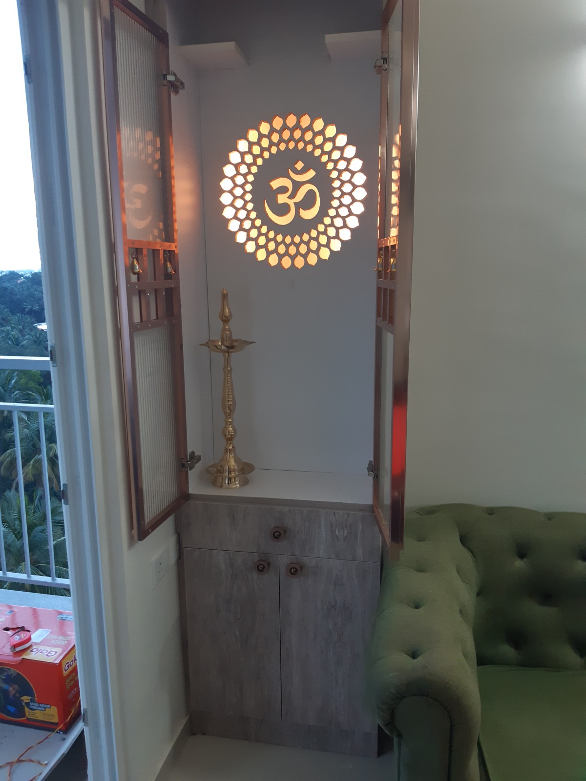 Decorative pooja unit